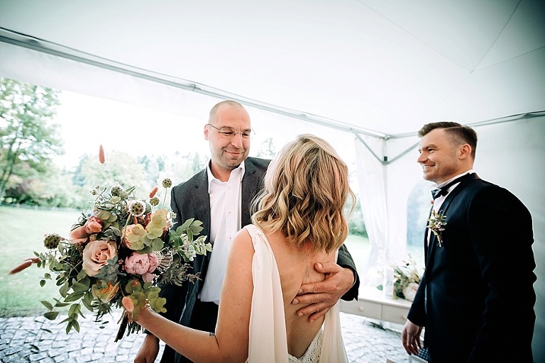 Hochzeit, Hochzeitsfotografie, Absolut Fotografie, Tanja Steger, Hoher Darsberg, Neckarsteinach, Gratulation
