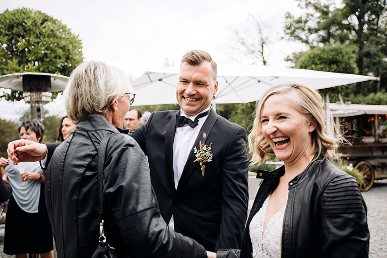 Hochzeit, Hochzeitsfotografie, Absolut Fotografie, Tanja Steger, Hoher Darsberg, Neckarsteinach, Gratulation, Sektempfang
